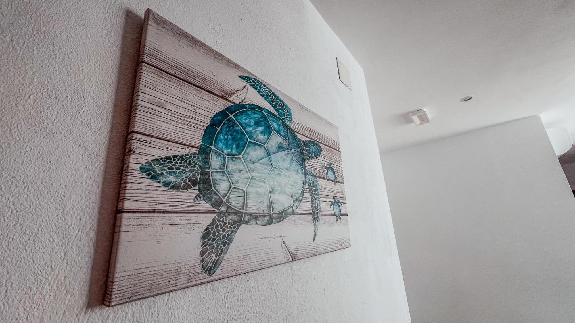 La Tortuga Lodging Rooms Tarifa Exterior photo