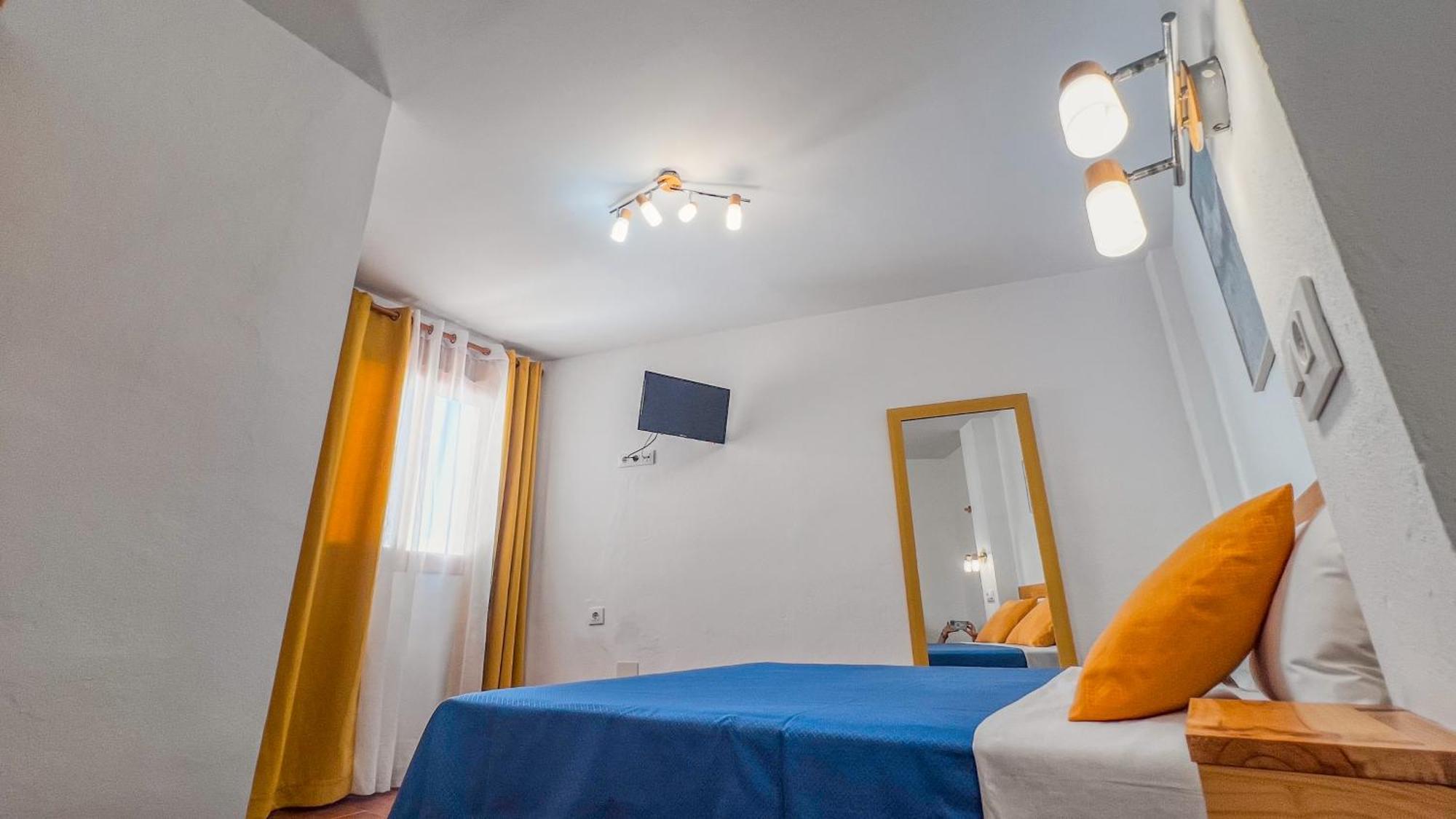 La Tortuga Lodging Rooms Tarifa Exterior photo